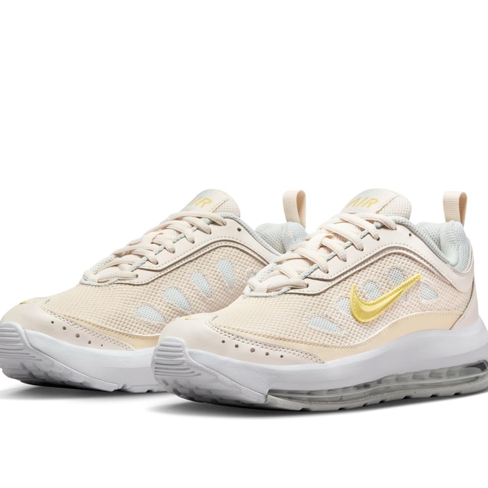 Nike air max, New with box women’s  light brown gold new  size 8.5